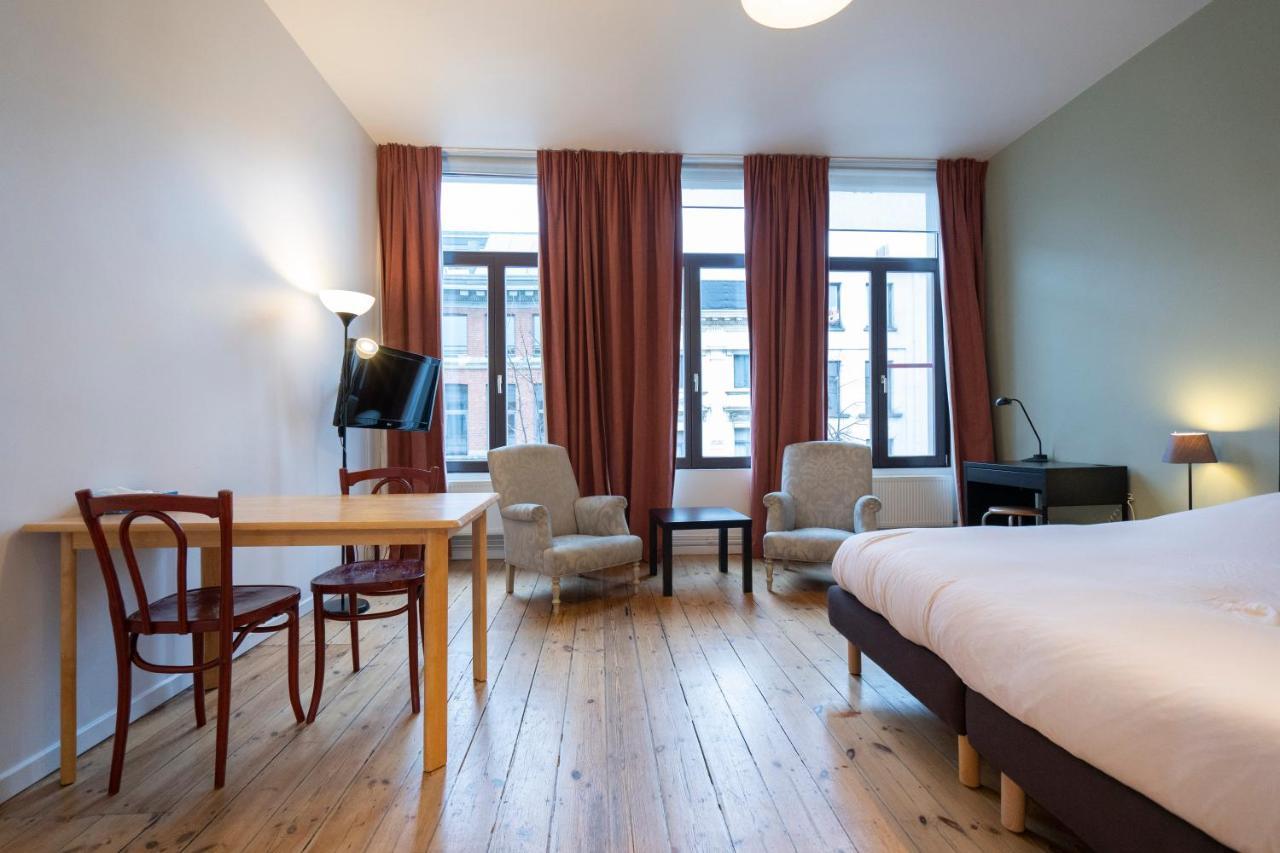Because The Night City Lodge Antwerpen Exterior foto