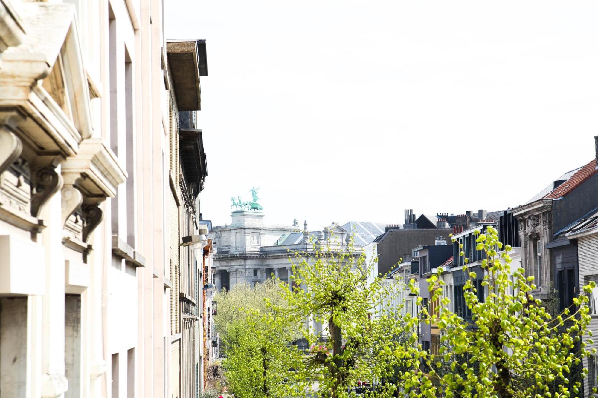 Because The Night City Lodge Antwerpen Exterior foto
